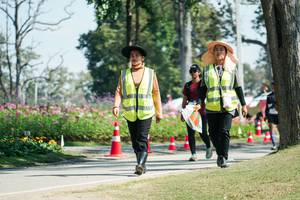 BIB: 
                            <button type="button" onclick="openModal(27609746)" class="btn btn-primary btn-sm float-right btn-popup" data-toggle="modal" data-target=".modal-high-quality">
                        <i class="fas fa-shopping-cart"></i> Add to Cart
                    </button>
                                            <button type="button" onclick="isThisMe(27609746, true)" class="btn btn-success btn-sm float-right btn-popup btn-isme hidden" data-toggle="tooltip" data-placement="bottom" title="นี่คือรูปของคุณใช่ไหม คลิกที่นี่เพื่อเอาเข้าอัลบั้ม">
                        <i class="fas fa-plus"></i> Add to album
                    </button>
                    <button type="button" onclick="isThisMe(27609746, false)" class="btn btn-warning btn-sm float-right btn-popup btn-isnotme hidden">
                        <i class="fas fa-ban"></i> Remove from album
                    </button>